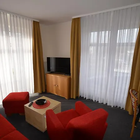 2 Im Haus Huehnergott Apartment Sellin (Rugen)