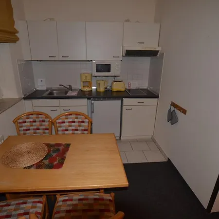 2 Im Haus Huehnergott Apartment Sellin (Rugen)